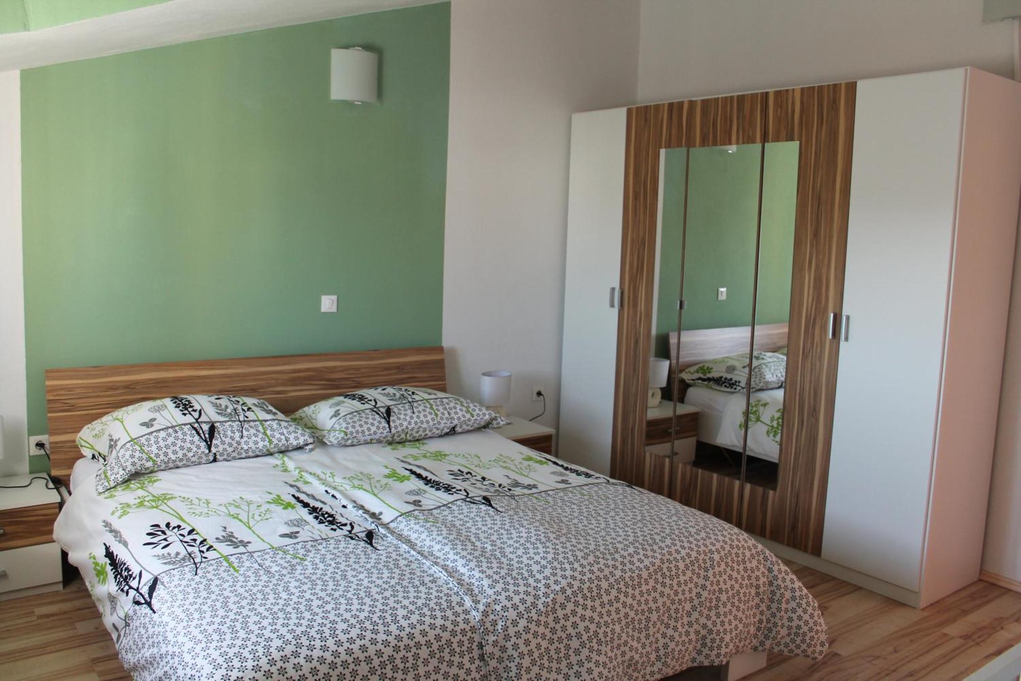 Apartment Aurora Kastela Luaran gambar